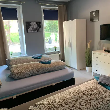 Stadtnah An Der Foerde 51 Hh *